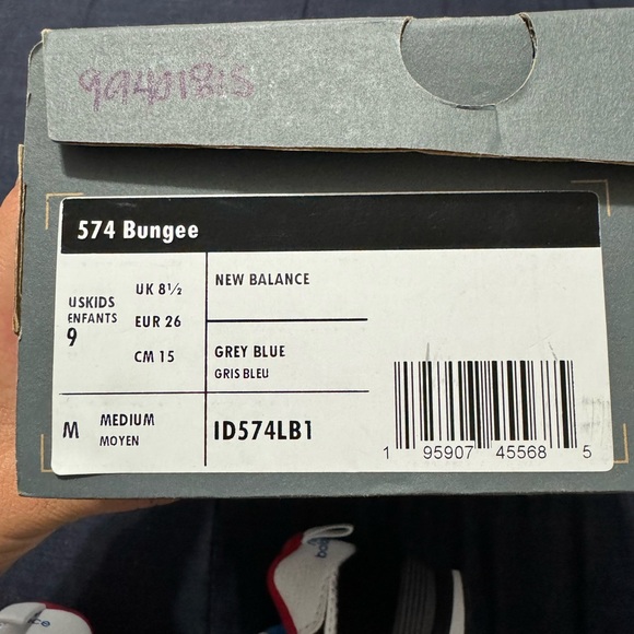 BRAND NEW - NEW BALANCE ATHLETIC KID SHOE - Picture 4 of 5